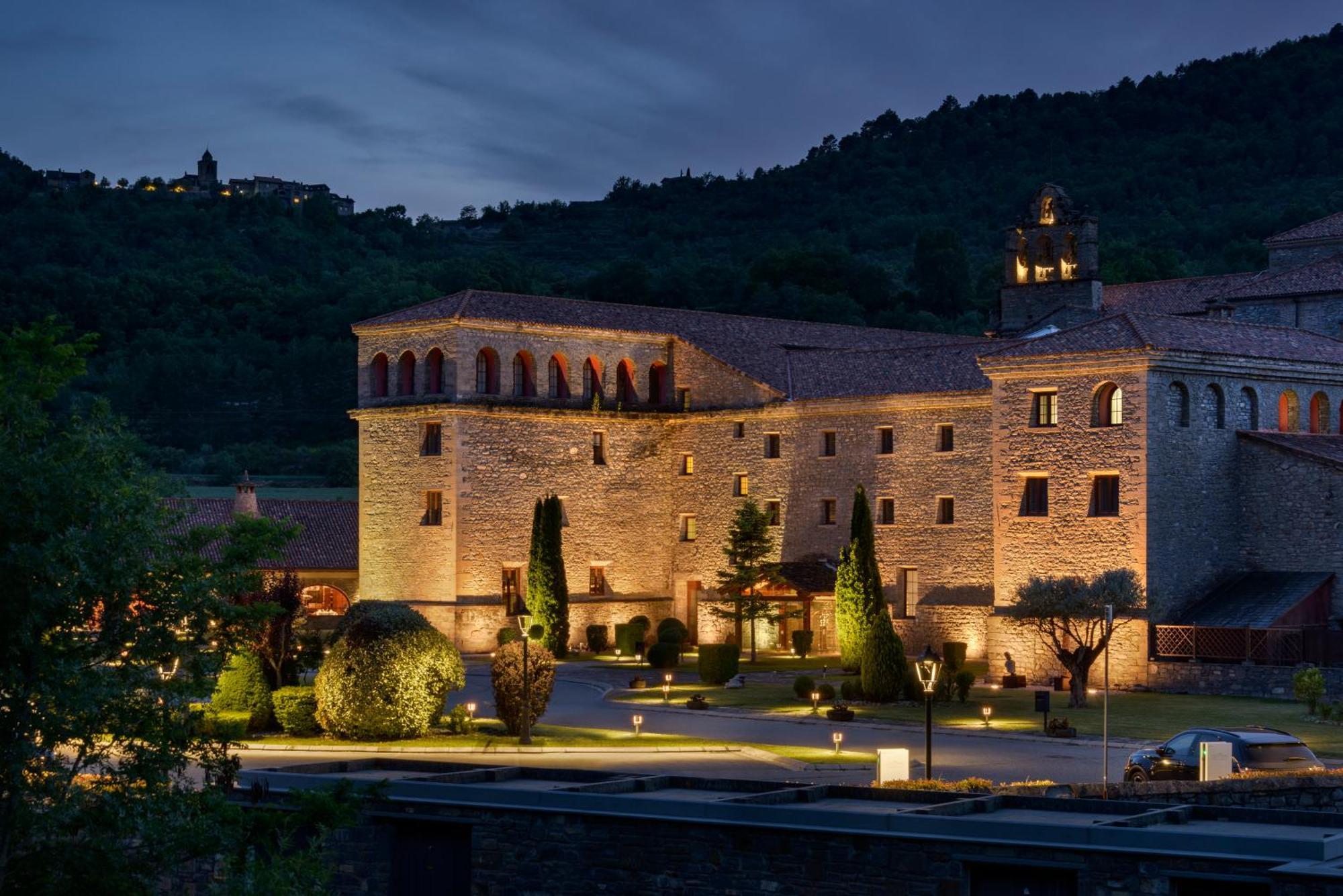 Hotel & Spa Monasterio De Boltaña Eksteriør billede The monastery of San Jeroni de Cotalba