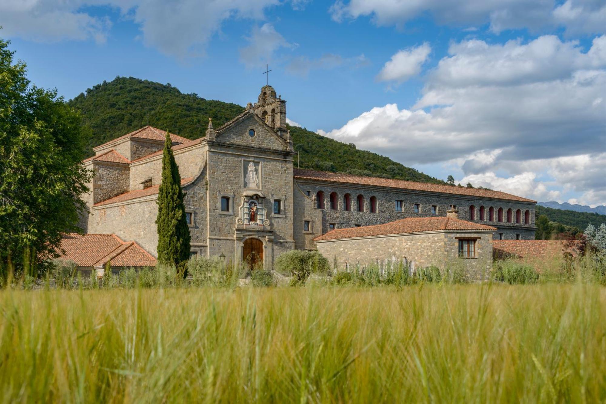 Hotel & Spa Monasterio De Boltaña Eksteriør billede The monastery of San Jeroni de Cotalba