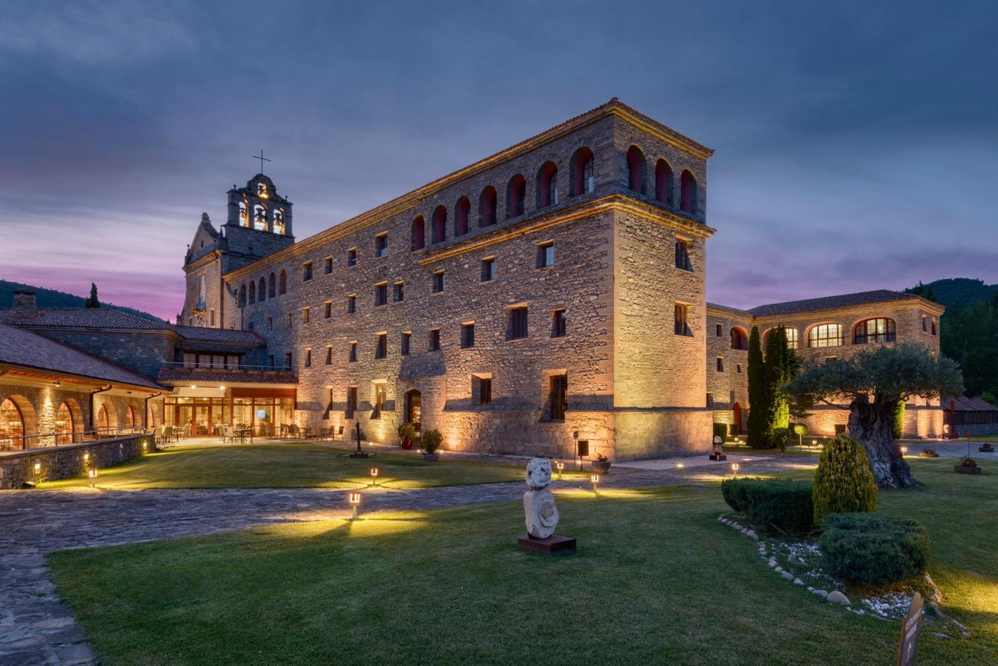 Hotel & Spa Monasterio De Boltaña Eksteriør billede The monastery of San Jeroni de Cotalba